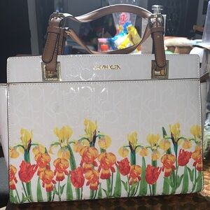 Calvin Klein White Floral Shoulder Bag